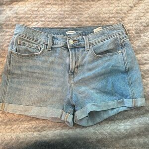 Old Navy boyfriend shorts size 6